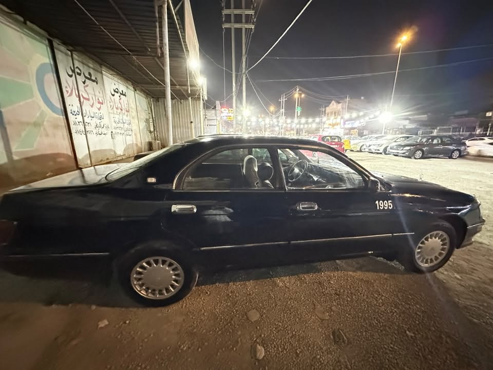 بطه موديل 1995 منفصل السعر 43 رقم بغداد نكليزي كفاله من ضربه وصبغ  بس المحرك بيه صوت مكاني كربلاء واتساب فقط ***********
