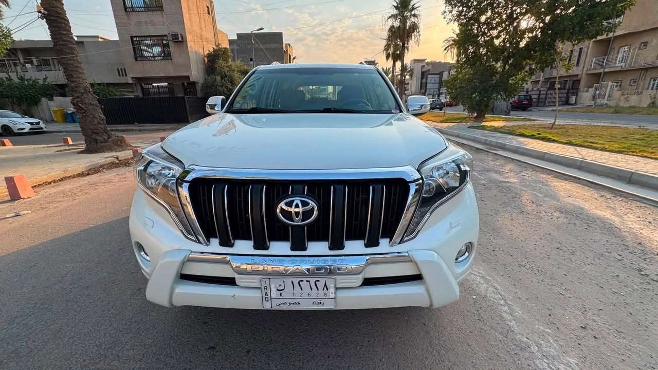 السلام عليكم
تويوتا برادو خليجي 2014  ساز TXL كفاله عامه من كلشي 
محرك 4سلندر 2700 بلاد ع وضع الشركه لاتنقيص لاتبخير ممفتوح ضمان فحص
شرط حتى الارضيات البلاديه ممفتوحه 
ماشيه 61 شرط حقيقي وشرط الفحص 
 فور ويل
7 راكب 
كير محرك صدر تبريد بوضع الزيرو  شرط. تخم تاير قبل سبوع شاده وفيت بم وعبوه كامله اصليه 
السياره جاهزه بدون نقص برغي 
تبريد 3 قطع
شاشه بلاديه نضام ايكو بيهه 
ثلاجه 
حساس خلفي 
زراك لايت
اشاير بلمري ومري شفط
سبير تعليك 
تحكم ستيرن 
السعر 275 ومجال حك الجيه 
مكان سياره بغداد حي الجامعه او اليرموك 
*********** متواجد خاص واتساب
