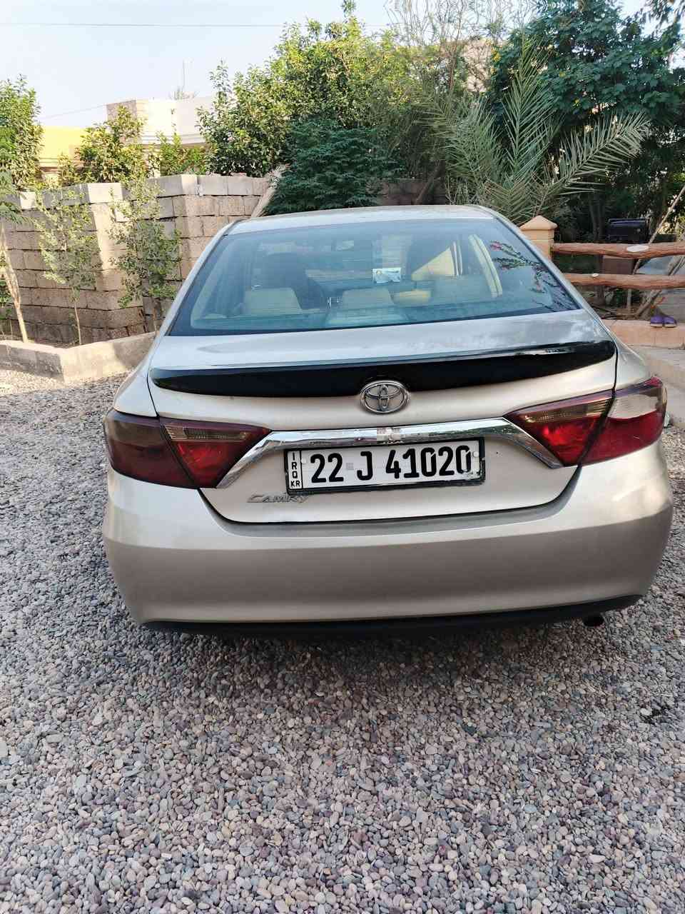 كامري LE • ٢٠١٧ • مكانها الحجاج