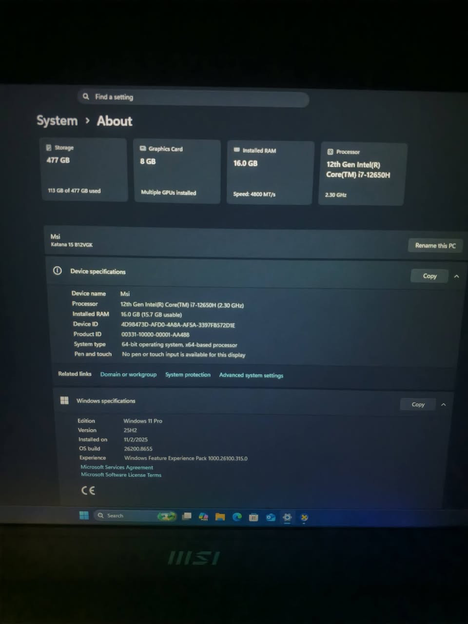 ‏ للبيع لابتوبك الـ MSI Katana 15 بناءً على المواصفات الظاهرة في الصور:
‏💻 لابتوب جيمنج  MSI Katana 15 للبيع 🔥
‏الموديل: MSI Katana 15 B12VGK
‏الحالة: نظيف جداً وبكامل ملحقاته مع الكارتون الأصلي.
‏🚀 المواصفات الخارقة (Specifications):
‏المعالج (CPU): Intel® Core™ i7-12650H (الجيل الثاني عشر، أداء جبار للألعاب والبرامج الهندسية والرندرة).
‏كارت الشاشة (GPU): NVIDIA® GeForce RTX™ 4070 الخارق بذاكرة 8GB GDDR6 (يشغل أقوى ألعاب الـ AAA وبرامج المونتاج بسلاسة تامة).
‏الذاكرة العشوائية (RAM): 16GB DDR5 بسرعة فائقة.
‏الهارد (Storage): 512GB NVMe SSD سريع جداً لإقلاع النظام والألعاب بلمح البصر.
‏الشاشة: بحجم 15.6 بوصة FHD، بدقة عالية ومعدل تحديث 144Hz (مثالية للألعاب السريعة والـ FPS) مضادة للانعكاس (Anti-Glare).
‏الكيبورد: كيبورد مخصص للألعاب بإضاءة RGB مميزة ومظهر خارق.
‏💵 السعر:
‏1,650,000 دينار عراقي (مليون و ستمية و خمسين ألف دينار)
‏📍 الموقع: [بغداد الغزالية]
‏📞 للتواصل والاستفسار: [***********
‏
