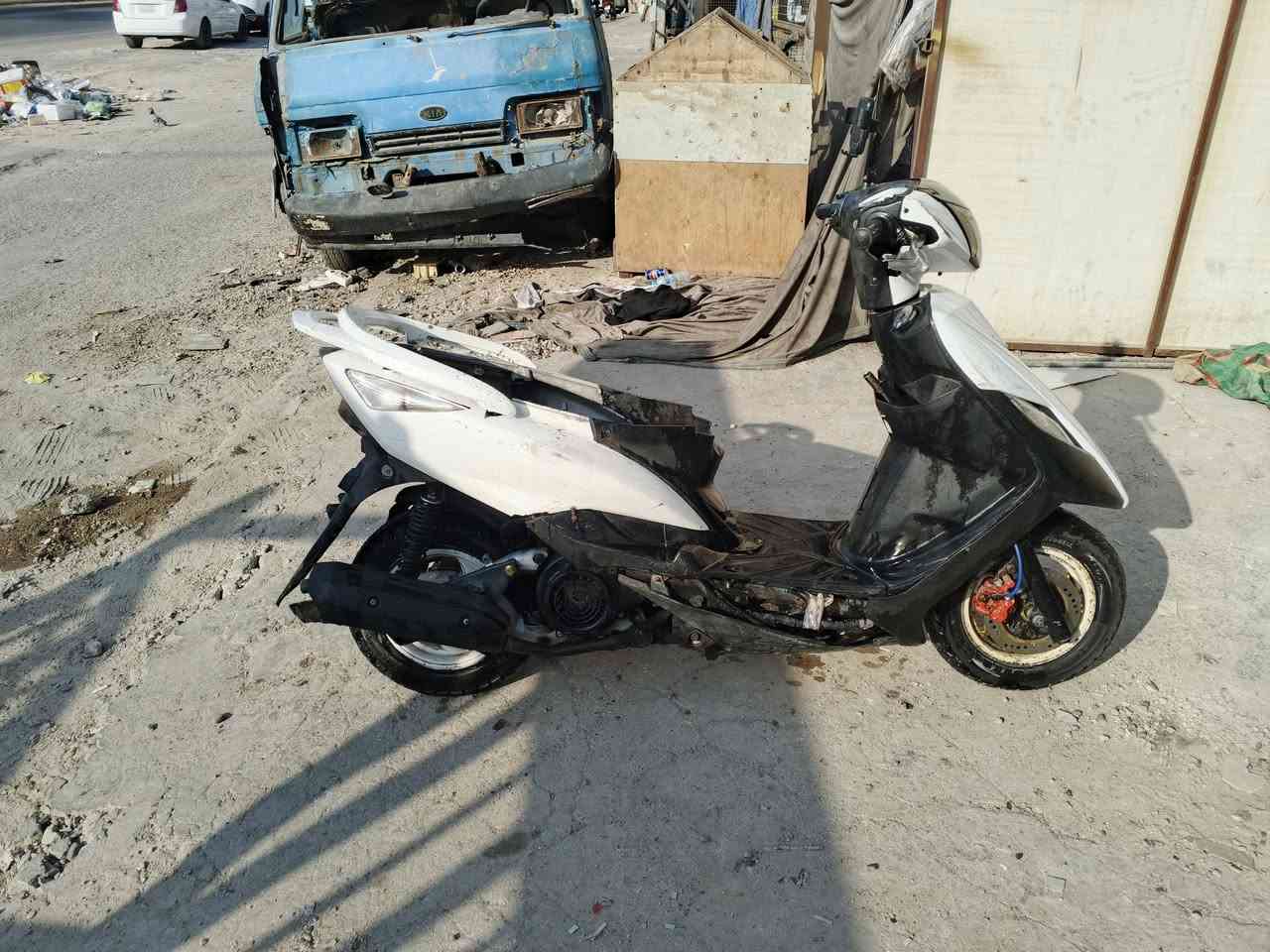 ثعلب • ١٤٠ • كهربائيات شغالة