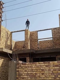 ديوانيه • بناء • سيراميك