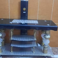 ميز بلازما • للبيع • سعر مناسب