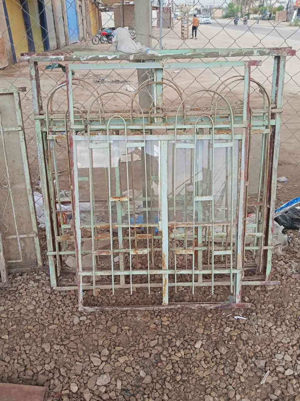شبابيج • باب طلاقتين • مقابل مشروع الماي