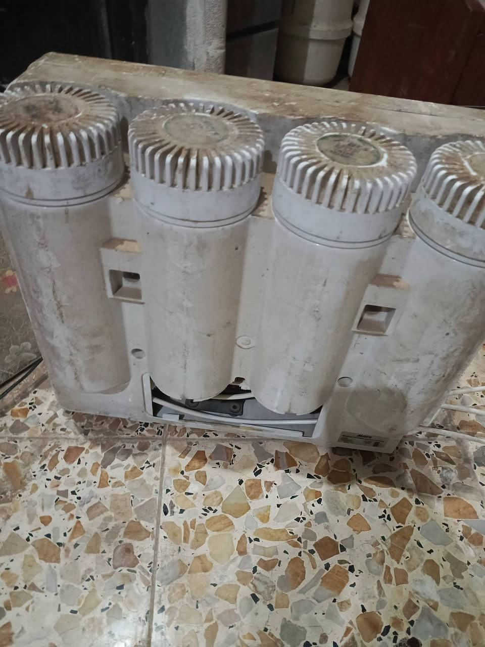 بنكه سقفيه ٢ • طباخ نظيف • فلتر مي شغال