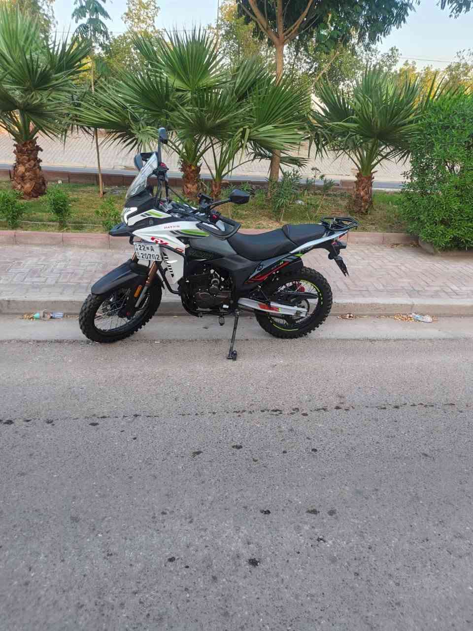 السلام عليكم
للبيع دراجة دايوان ادفنجر 300 cc موديل 2026 لون أبيض رقمها اربيل باسمي ماشية الف دراجة كفالة عامة سعرها 3 ملايين 500
العنوان بغداد الغزالية
رقم تليفوني ***********
