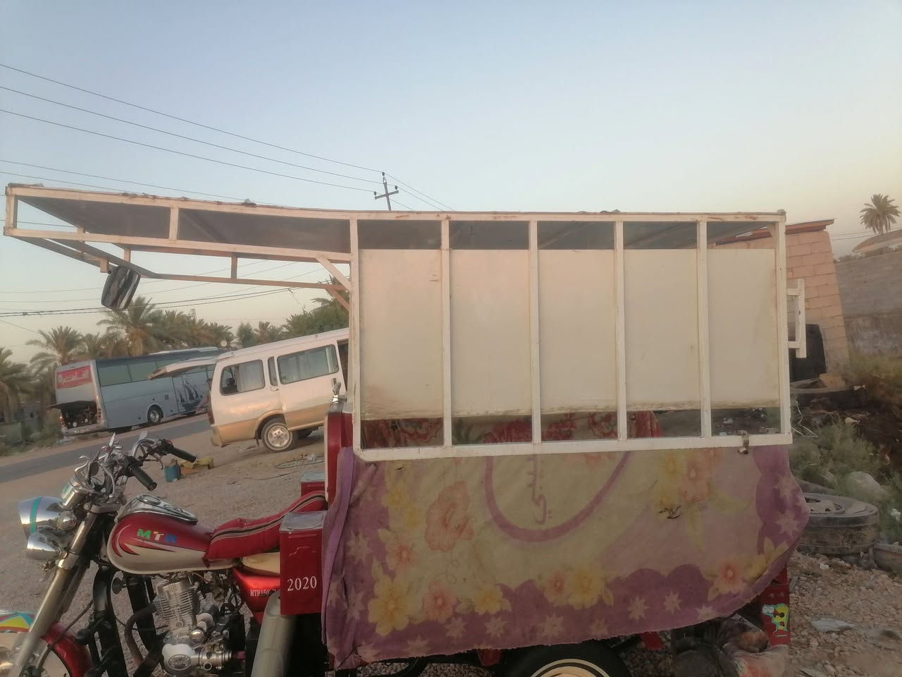 سلام عليكم محجر للبيع جديد تسكام العنوان مشخاب ***********
