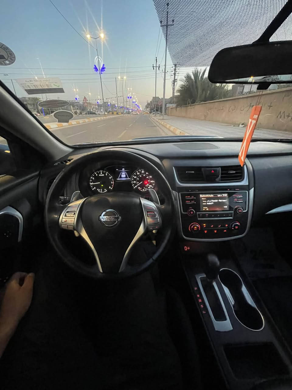 التيما 17 
المواصفات العادية مال  SR

كل التفاصيل والسونار موجود بالصور

رايدها ب117 وبيها مجال قليل

كربلاء
***********
