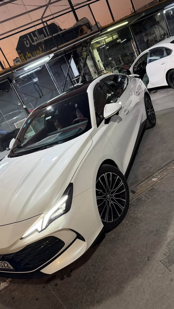 السلام عليكم
للبيع MG7 
موديل (2024) داخل الظمان رقم بغداد تحويل مباشر
فئه تروفي بلاس (اعلى فئه)
مكينه 2.0 تيربو + كير 9 نمر ZF
وضعيات قياده(🚀eco / normal / sport / super sport)
جناح خلفي كهربائي يفتح ويغلق تلقائيا بالمشي
اكزوز بلادي يفتح ويغلق كهربائي 
بصمة تشغيل + بصمة ابواب
ويل حجم 19 + تخم تاير جديد
شاشه تدعم ابل كار بلي / اندرويد اوتو
تبريد قطعتين + تدفئه تبريد كشنات
داخل احمر + أناره LED محيطيه 
كشنات جلد + كنتارة شكل رياضي 
كشنات كهرباء + خزن ميموري
مري شفط + اشاير بالمري + هيترات
حساسات امامي خلفي جانبي
فتحة سقف بنوراما (كنتارة)
اوتو هولد 
سايد بريك بصمة
صندوق كهرباء 3 وضعيات
كامرات محيطيه 360 درجه
نظام نقطه عمياء
نظام صوت BOOS
رادارات مراقبه الطريق 
مثبت ومحدد سرعة 
قياده ذاتيه 
شفتات ستيرن
شاحن لاسلكي
أوامر صوتيه 
اناره LED + كشافات ضبابية + لد نهاري
بصمه عدد 2

ماشيه 26
السيارة كلش حلوه وجديده وعليها ادامه بالوكاله وبدون نواقص مكفوله كفاله عامه من صبغ تبديل ضربه بارد
فقط PDR  بدايه البنيد تعديل صغير ممبين اثر تخريب موضح بالصور وداخل الظمان السيارة باسمي تحويل مباشر مكان السياره بابل المسيب ***********

السعر 32 مليون
