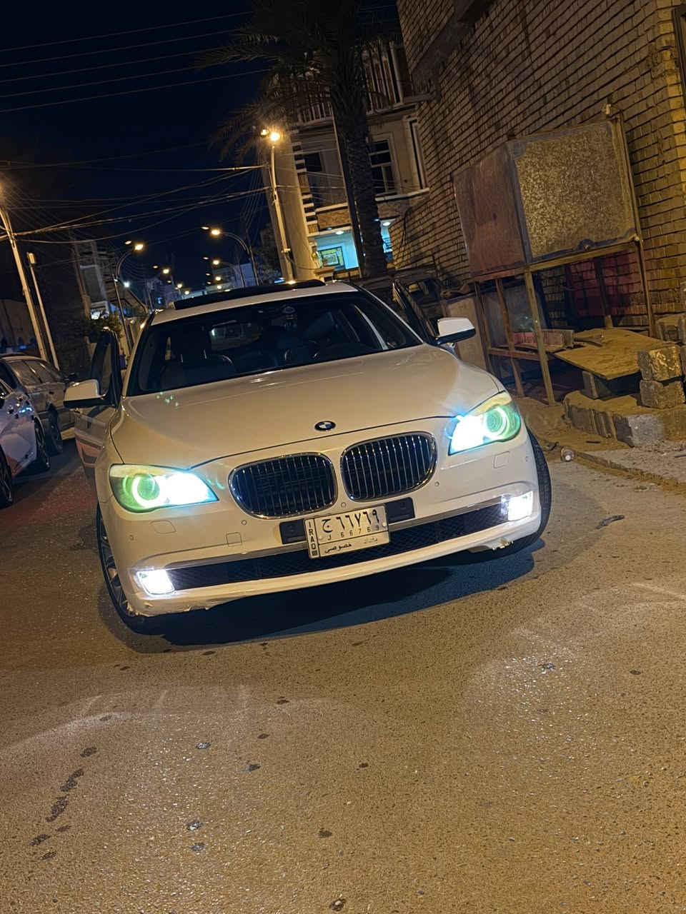 🚘 للبيع BMW 730Li موديل 2012 – F02

🔹 محرك 6 سلندر تنفس طبيعي بدون تيربو
🔹 جير أوتوماتيك
🔹 دفع خلفي
🔹 داخلية جلد فخمة
🔹 مقاعد كهربائية
🔹 ذاكرة للمقاعد
🔹 تحكم كهربائي بالمقود
🔹 تحكم بالمناخ الأمامي والخلفي
🔹 فتحات هواء أمامية ووسطية وجانبية وخلفية
🔹 فتحة سقف
🔹 ستائر كهربائية
🔹 حساسات أمامية وخلفية
🔹 كاميرا خلفية
🔹 تشغيل بصمة
🔹 مثبت سرعة
🔹 تحكم بالمقود
🔹 مرايا كهربائية وقابلة للطي
🔹 إضاءة داخلية
🔹 إنارة زينون
🔹 ضباب
🔹 حساسات مطر وإضاءة
🔹 نظام صوت BMW
🔹 Bluetooth للموبايل
🔹 ربط واتصال بالموبايل
🔹 USB / AUX حسب التجهيز
🔹 شاشة وسطية
🔹 نظام ملاحة حسب التجهيز
🔹 بلوتوث للمكالمات وتشغيل الصوت حسب التجهيز
🔹 تحكم صوتي
🔹 سنتر لوك
🔹 نوافذ كهربائية
🔹 تكييف أوتوماتيك
🔹 جنوط ألمنيوم
🔹 نظام ABS
🔹 نظام مانع انزلاق وثبات إلكتروني
🔹 وسائد هوائية متعددة
🔹 مراقبة ضغط الإطارات
كاميرات360درجه
حساسات اماميه وخلفيه
ابواب شفط مع الجنطه
الدبلات جوبلس
بردات للجام الخلفي
🎨 الحالة: بيها تبديل جاملغ + شوية صبغ.
السياره بيها نقوصات بسيطه وما تكلف
📍 الفلوجة – الأنبار
💰 السعر 200$ وبيها مجال
الرقم ***********
📩 للجادين مراسلة خاص
