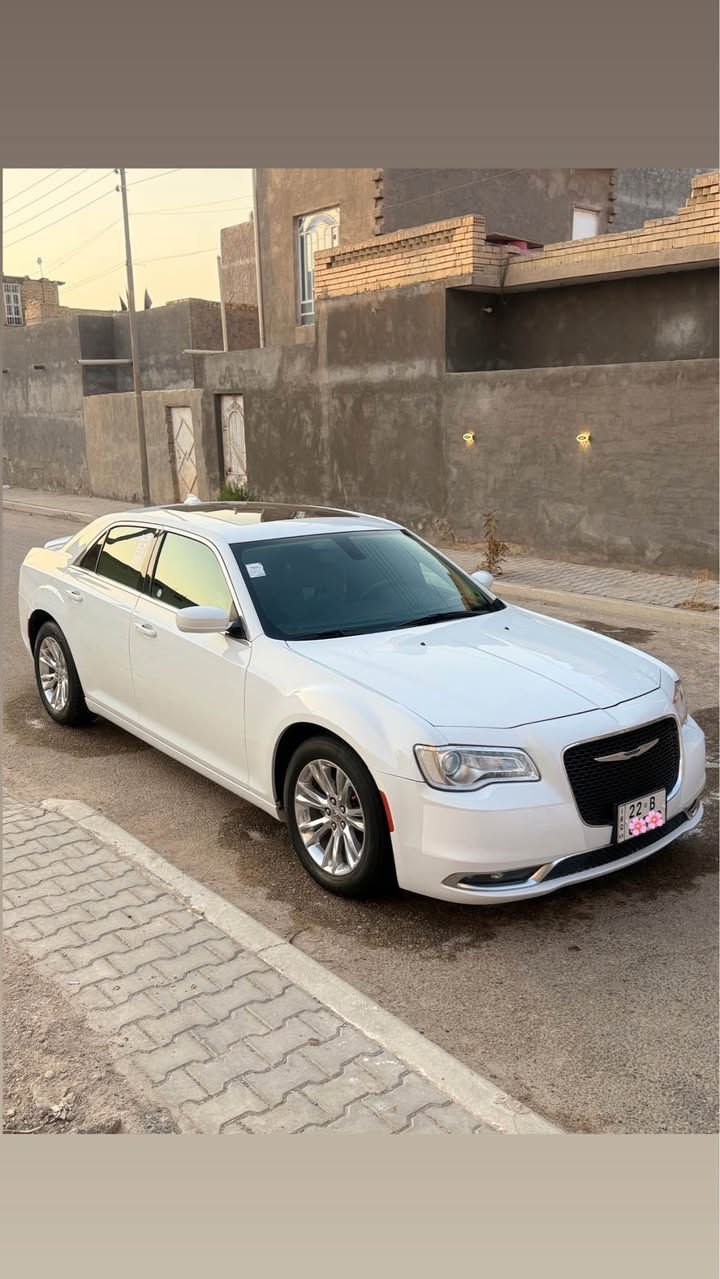 السلام عليكم

للبيع كرايسلر اوباما موديل ٢٠١٩ كندي 🇨🇦 كلين
🔢 رقم أربيل 📋 هزة وفحص جديدة
🛡️ ((مكفولة كفااااالة عامة حتى الدعاميات البلاديات))
📏 ماشية 70 ميل  
💎 مواصفات السيارة:🔹 بانوراما 🌤️
🔹 كراسي جلد أصلي🔹 كراسي كهرباء 2
🔹 تدفئة كشنات 🔹شاشة كبيرة🔹كار بلي
🔹 ويل مكسيكي الاصلي مو تجاري مع تخم تايرات جديد
🔹 كاميرا 🎥. وباقي المواصفات الأساسية للسيارة.                
🔹 كير مكينه اكسل كفاله ع وضع شركه ((شرط))
💰السعر: 290 وبيه مجال

📍مكان السيارة: البصره

📞 للاتصال: ***********

🤍 بالتوفيق للجميع القرنة, البصرة
