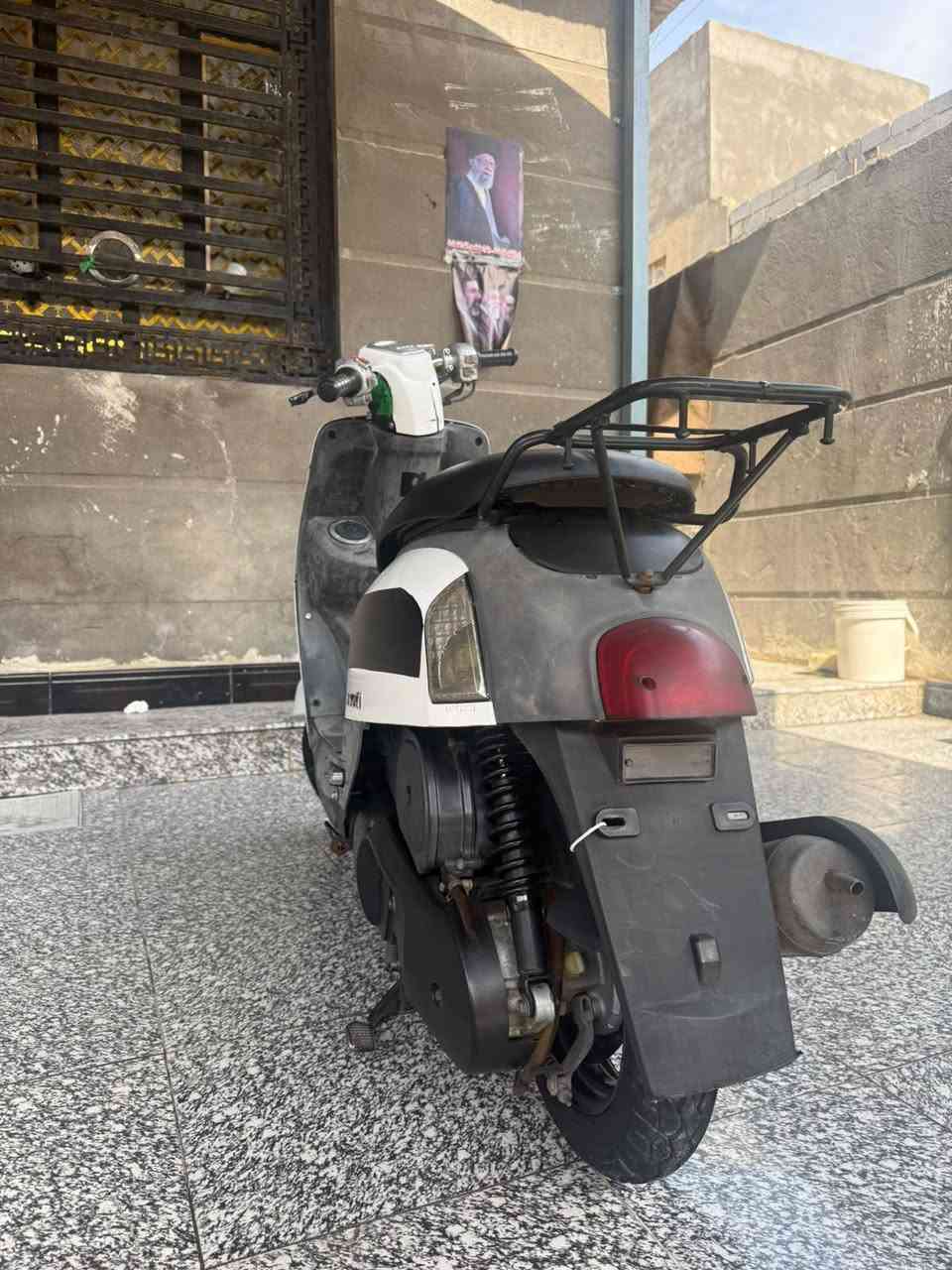 بوليس نوزل • 2009 • مكينه كفاله