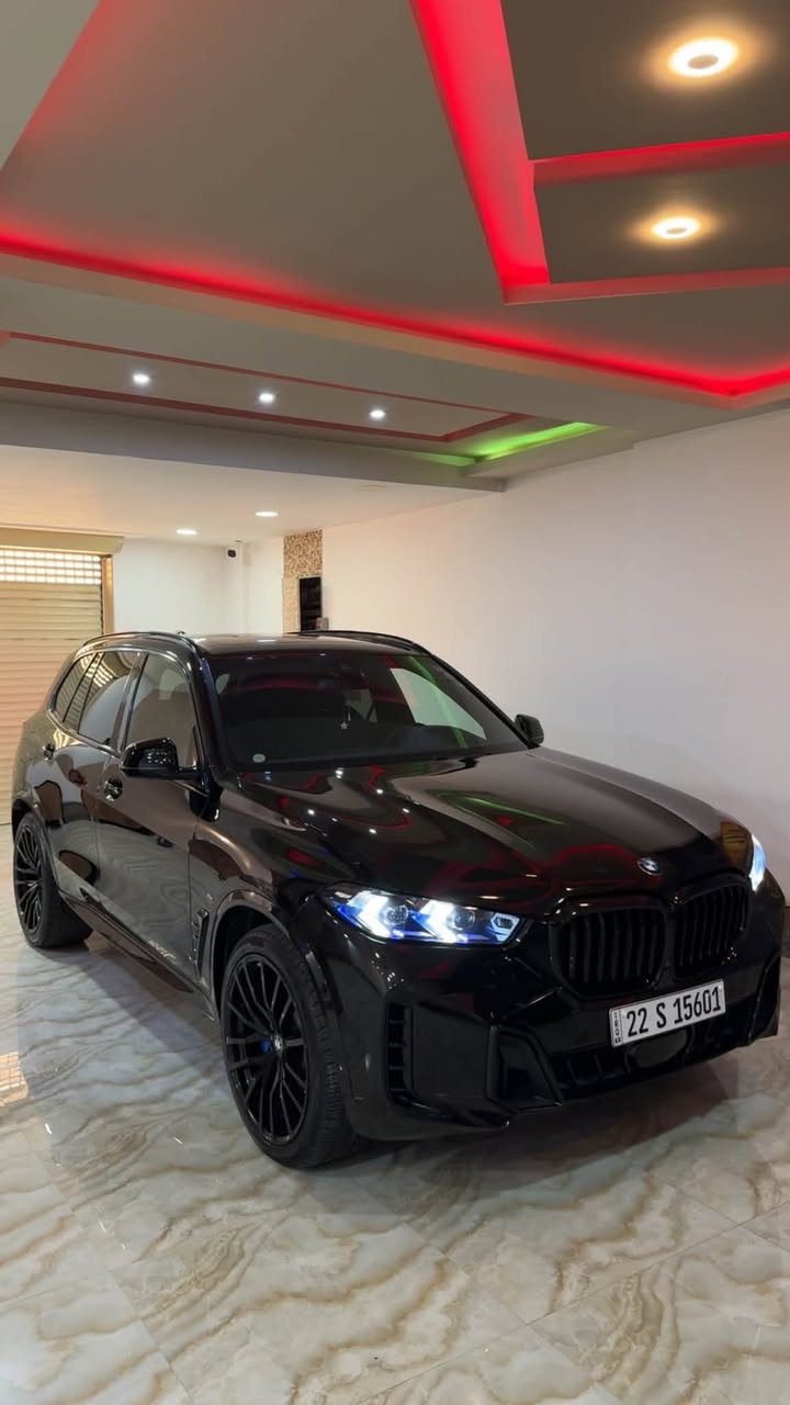 🔥 للبيع BMW X5 موديل 2023 🔥
🇺🇸 وارد أمريكي مواصفات لكجري 
📅 الموديل: 2023
🛣️ الماشي: 53 ألف مايل
🚘 BMW X5 – SUV فخمة وقوية
السياره محدثه M  kit من الخارج 

✨ مواصفات السيارة:
• محرك 6 سلندر 3.0 تيربو حسب فئة xDrive40i
• قوة تصل إلى 335 حصان
• قير أوتوماتيك 8 سرعات
• دفع رباعي S.Drive
• شاشة ومولتيميديا BMW
• Apple CarPlay / Android Auto
• كاميرات عدد خمسه ٣٦٠ درجه 
• ⁠وحساسات امايه خلفيه 
• ⁠رادارات اوتو بارك وقوف تلقائي 
• فتحة سقف بانوراما
• مقاعد كهربائية مقاعد تدفه 
• تحكم بالمقود والسرعة
• تكييف أوتوماتيك
• أنظمة أمان ومساعدة للسائق
• إضاءة LED
• جنوط ألمنيوم
• تصميم رياضي وفخم من BMW X5

🔥 السيارة تجمع بين الفخامة، القوة، الراحة والهيبة
 🇺🇸 وارد أمريكي 
سياره بدون صبغ حادث السياره دعاميه اماميه طاك ايرباك ستيرن ومكانين بارد 

📍 الموقع: بغداد 
💰 السعر: 38.500$
📞 للاستفسار والتواصل: ***********

نص مكتوب في الصور:
- MARS MEDIA AGENCY
- Duhok, Iraq