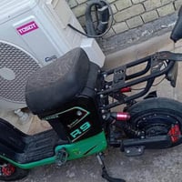 R9 • دراجة شحن • بطاريات
