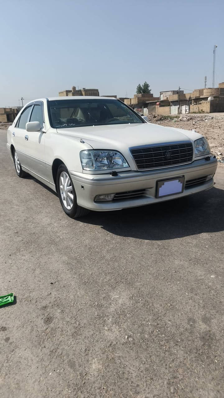 سلام عليكم كراون للبيع فقط بدون مراوس
سيارره مفحوصه ومدفوع كمرك وضريبه وكامله قرصه بل جكمجه ضاله بس عله فلوس الرقم سياره كفاله عامه حته من البارد خضراوي طوخ تحويرت نجف فوك وجوه شرط سياره طك فلين وحله من الصور 

موديل 2002
شاصي 75 
كرستال اصل 
ديفور الكبير 
داخل جلد 
تبريد ثلج 
3دكم 
ويل حاويه نجمه 
حداديه وره وكدام كارتون 
اريل اصلي 
بعد هواي شغلات يعرفونه الجنايه
السعر ب 118وبيهه مجال بصيط ***********
