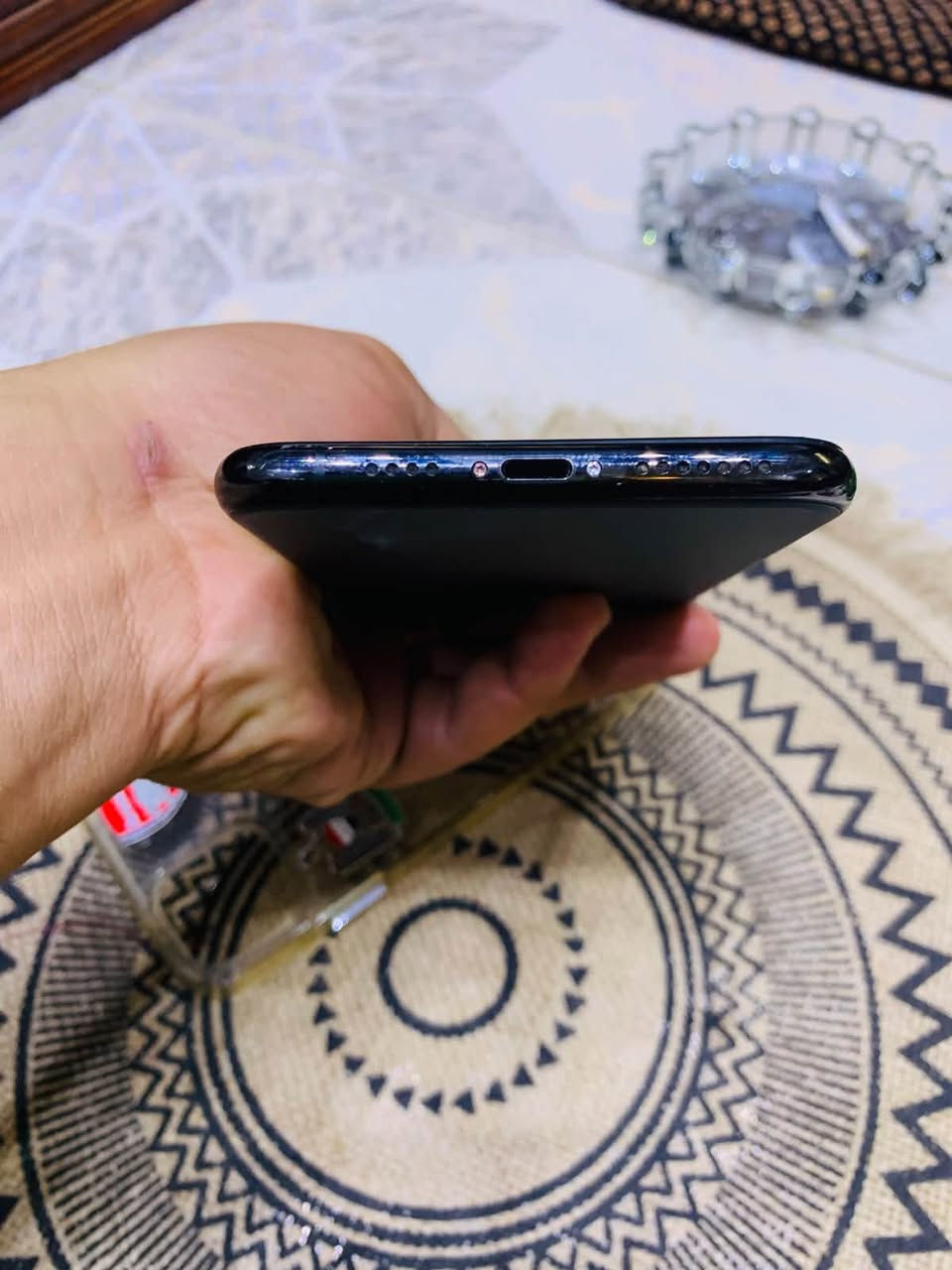 آيفون ١١ برو ماكس • ٢٥٦ • مبدل شاشه وبطاريه