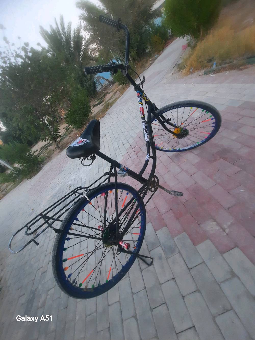 سلام عليكم باسكل البيع 
ياباني باله نضيف 
حجم٢٧ سعره ٤٠وبي مجال