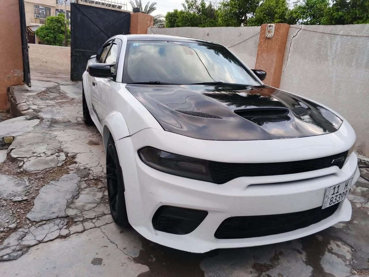 السلام عليكم
جارجر موديل 2016 Sxt 
الايرباكات كله سليمه 
عداد المسافه 250 الف كيلو متر
وياهه دعاميات وبنيد اضافيات
مرفق ويه الصور صور الحادث والسونار 
السعر 165 وبيه مجال للشراي 
*********** واتساب او الاتصال

