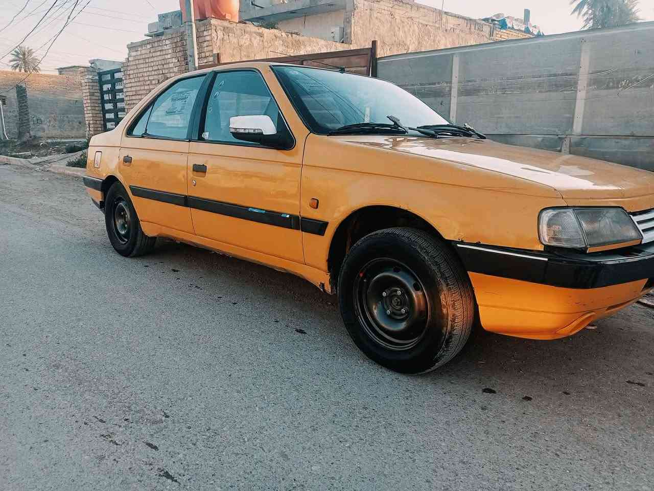 سلام عليكم بيجو جيلكس موديل 10 رقم بغداد نكليزي مكينة كير فرنسي بس المكينة بيها خيط بخر مطلوبة 500 الف  هيئة وغرامات داخل بيجي تخم تاير صدر جديد السعر 22 وبيها مجال حك الجية مكاني الكاضمية ***********
