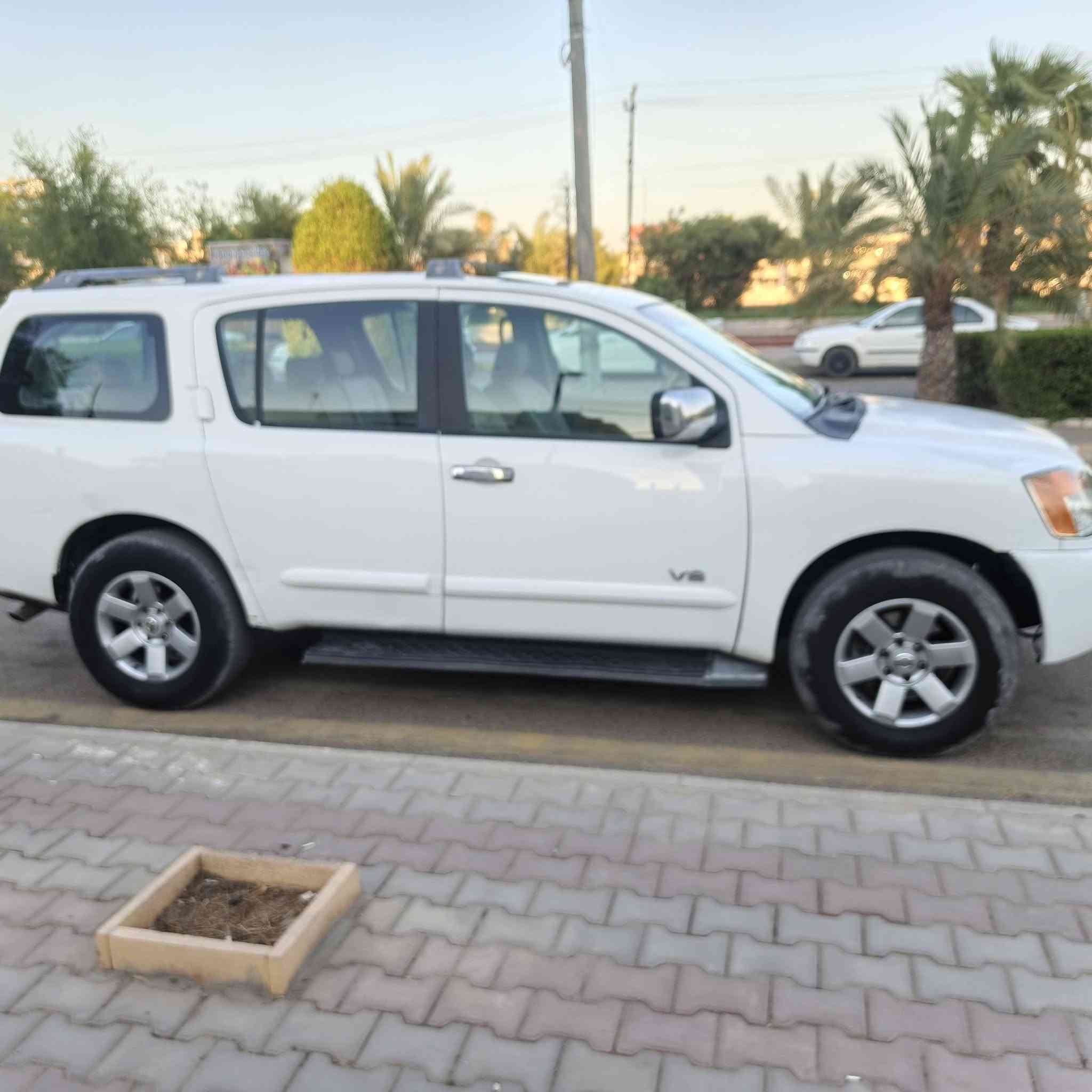 السلام عليكم متاح نيسان ارمادا 2007 خليجي فول مواصفات خليجية تبريد ثلاث قطع ثلج حداديه دوسات كهرباء صندوك كهرباء تحكم شاشة اندروید الجامات الأخيرة كهرباء وكلشي بيها شغال كهربائيات كلهه بحالة ممتازة منظومة غاز ٨٠ لتر سيارة جاهزة وبسمي انكليزي والسنويه لل ٣١ وهزه جديده بيع او مراوس حسب القناعة السعر ٨٧ العنوان محافظة ميسان للاستفسار الاتصال على الرقم ***********
