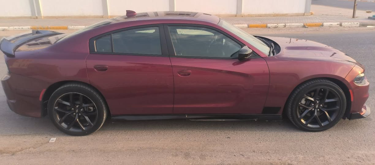 جارجر للبيع فقط موديل 23اصل ماشيه 54الف السعر 250للتواصل واتساب ***********
