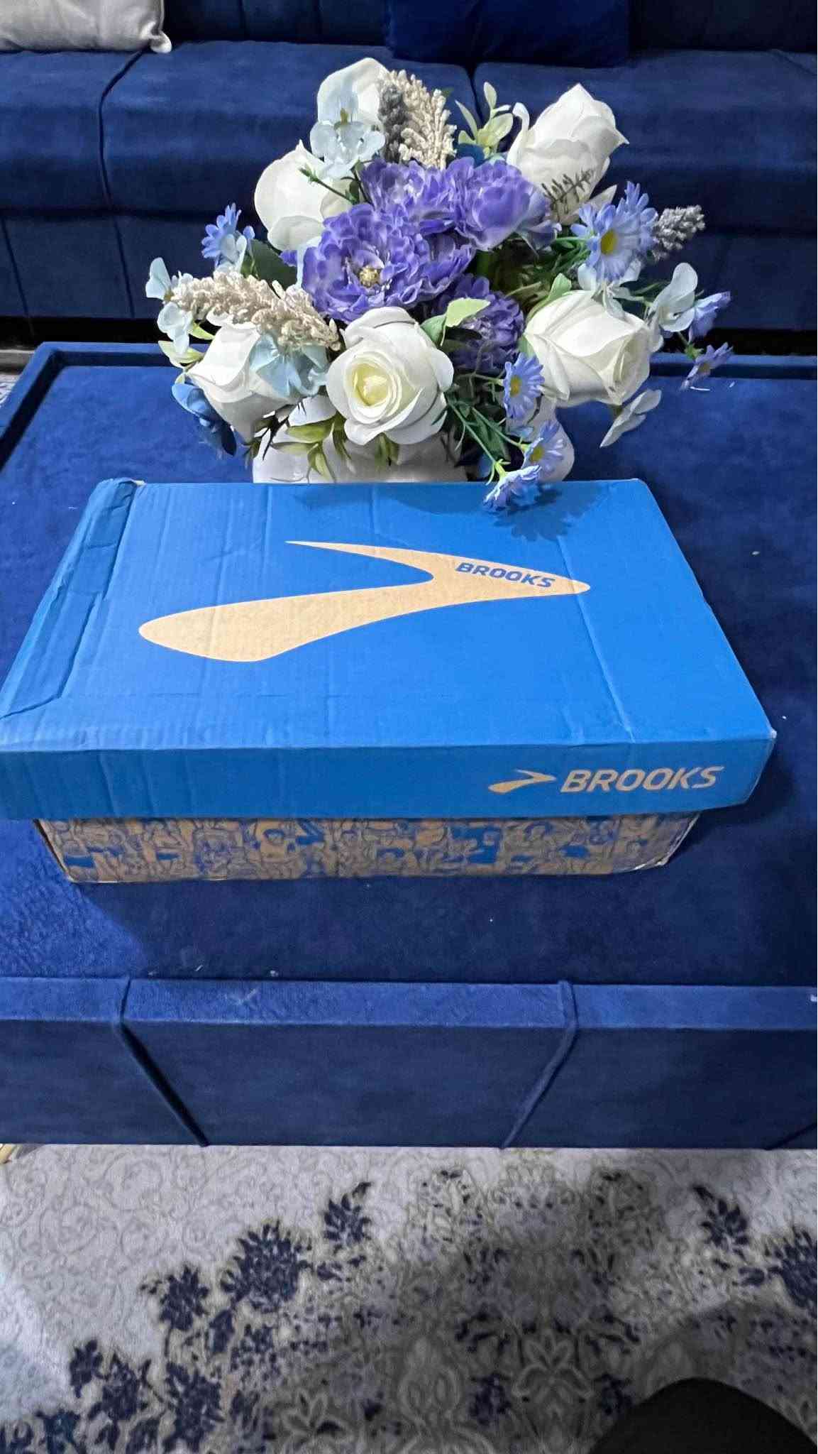 Brooks Adrenaline GTS 23 • مقاس 10 (43-44) • جديد