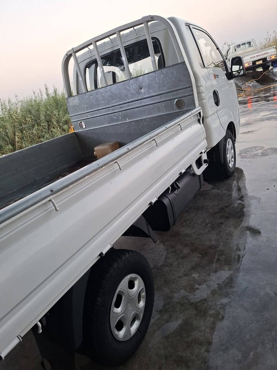 السلام عليكم كيا٢٠١٣ للبيع رقم بغداد تحويل مباشر سنويه الى ٢٠٣٠سياره جاهزه مابيه اي نقص بيه خيط بخار بدون تنقيص ١٠٥وبيه مجال مكاني بغداد صدر اليوسفيه ***********
