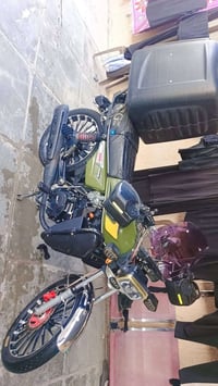 دراجه سونك موديل 25 مكينه 200 دراجهه احلا من الصوره سعرهاا 800وبيها مج...