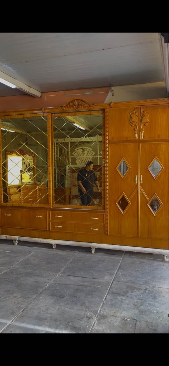 غرفه سته باب ملحق درجه اولئ نضافه فول استخدام قليل اي استفسسار *********** سعر مليون و500 بغداد, العراق
