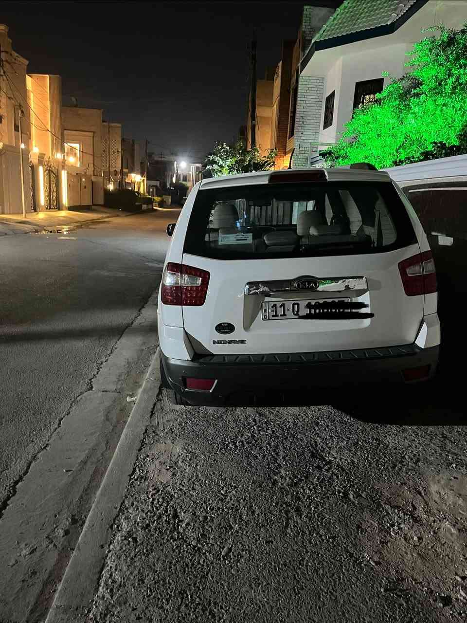 موهافي ٢٠١٢ الرقم بغداد مميز باسمي مجدد لل ٢٠٣٠ كامل المواصفات فول ١/١ - مكفولة من الصبغ والضربة بيها بارد الباب الخلف السائق قليل جداً - مكينة + كير ما مفتوحات - تخم تايرات - صدر ممتاز - كلها عل البلاد - المواصفات مذكورة في الصور - السعر ١٤٥ 
الهاتف ***********
