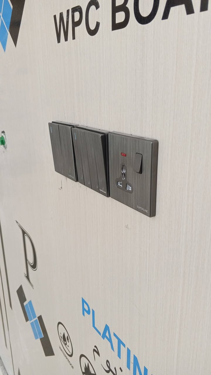 📢 تعلن خدمات الكهرباء –عباس الكهربائي ⚡
📞 للاتصال والحجز  ***********
🔌 خدماتنا:

تأسيس وصيانة كهرباء المنازل والمحلات. عمارات .
مجمعات سكنية

تصليح عطل كهربائي طارئ.

ترتيب لوحات الكهرباء وضبط الأحمال.

✅ شغل مضمون + سرعة بالإنجاز + أسعار مناسبة.
✅ أمانة بالعمل وسمعة طيبة.
✅ خدمة داخل [ بغداد📍]. #تاسيس_كهرباء #كهرباء #بغداد #كهربائين_بغداد #كهربائين_العراق
