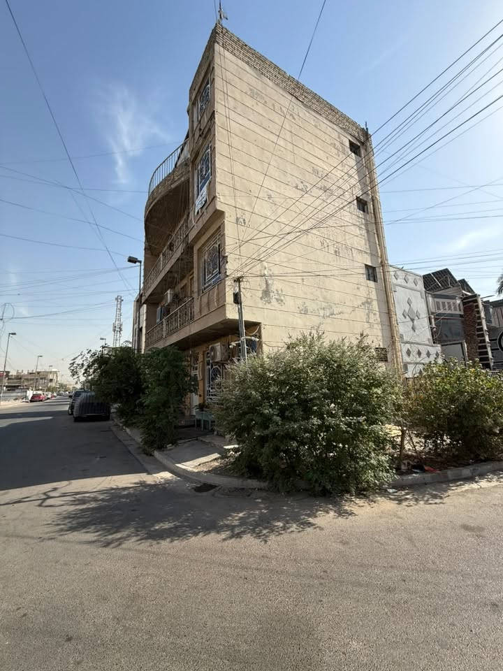 بنايه للبيع 4طوابق شارع فلسطين حي المستنصرية محله 506 خصخصه المنطقه مقابيل عماره فرمان شارع تجاري قرب جامعه الرافدين الاستفسار اتصل ع رقم 
ابو سيف 
***********
