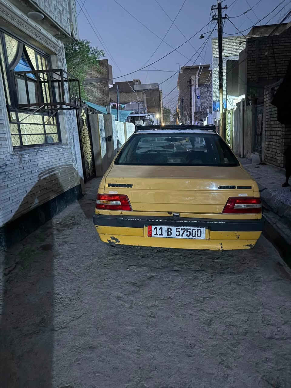 سلام عليكم بيجوا جيلكس موديل ٢٠١٢ السياره كفاله من الضربه ولصبغ رقم نكليزي بأسمي تحويل ثاني يوم حداديه جديده باتري جديد داخل كله جديد السعر 30وبيه مجال العنوان بغداد البلديات رقم الهاتف *********** متواجد واتساب ما اتواجد فيس بوك
