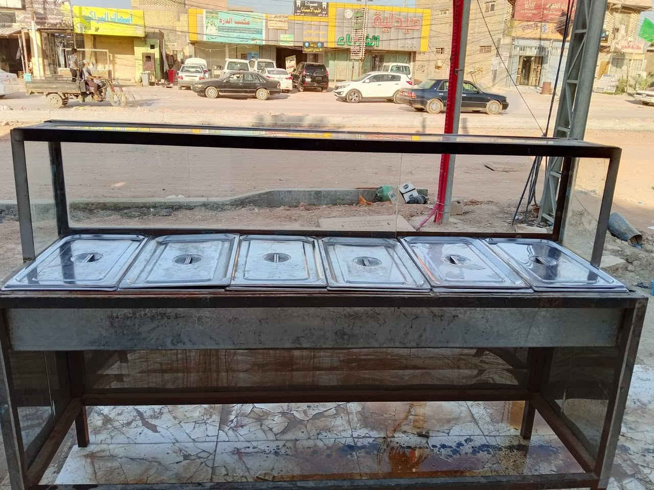 ياالله
غراض مطعم للبيع 
حمايه وحده كهربائية وغاز والثانيه فقط غاز 
فرن جديد مع ميز
طباخ صناعي 4 عيوون 
گدر قيمه جديد وبريمز كبير
عارضة استخدام 15يووم النضافه 💯/💯 
الاستفسار ***********
