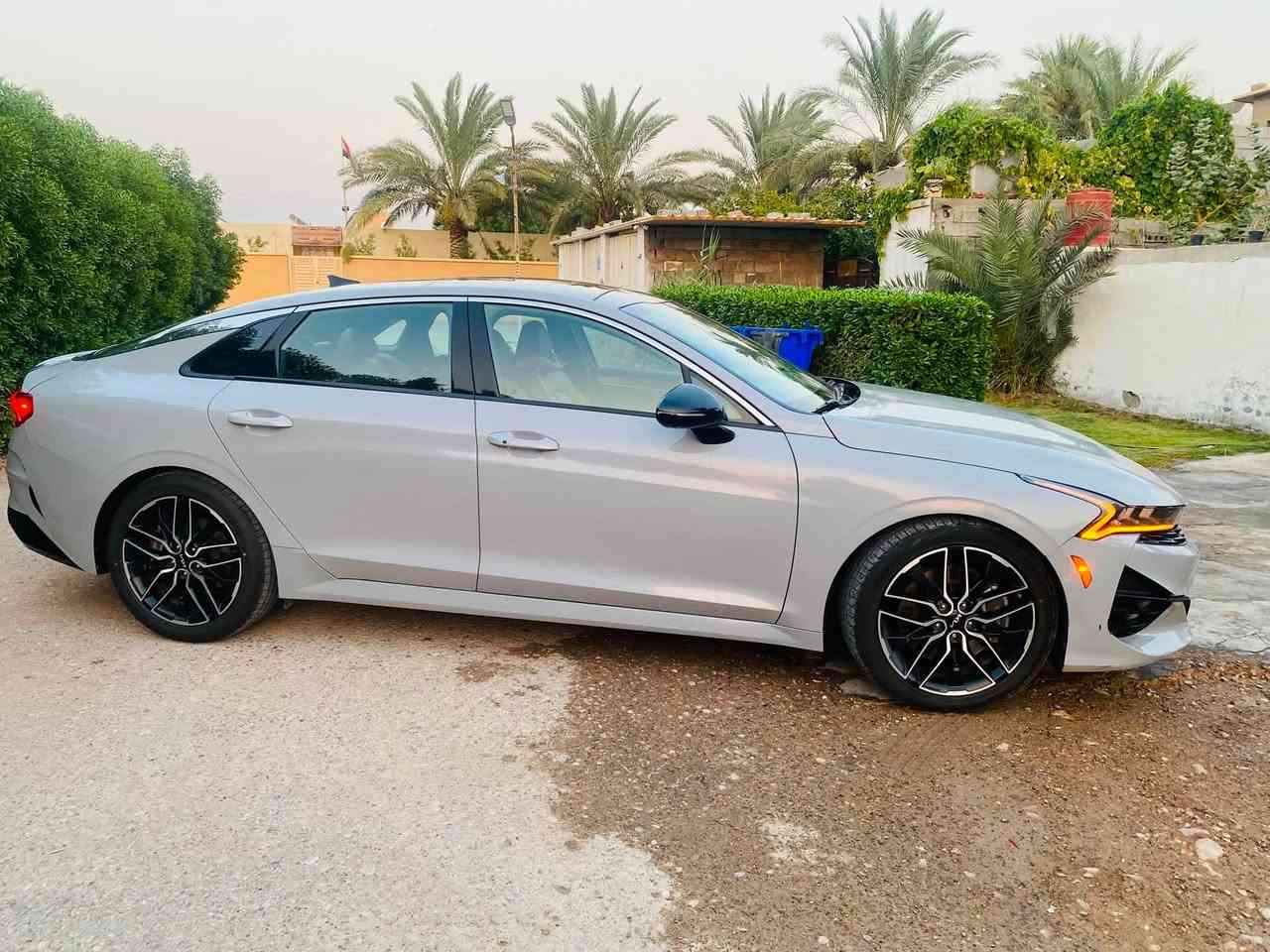 صلو على نبي 😍🧿
سلام عليكم شباب K5 Gt 2500 تيربو  موديل 2024 حادث كلش بسيط موجود بالصور ضربه ع كد شبر ابيعلك صبغ قطعة السيارة نضافتهه 100% بدون شخوط بدون رصعات  رقم ديالى معوقين ب اسم  نسيبي ماشية 66 الف كيلو اعلى فئة ب كي فايف شنو بالك من مواصفات موجودة بيهه كير محرك كفالة من الفتح والتبديل شرط الفحص مكان السيارة ديالى للاستفسار ***********
السعر 195 

* 2.5 لتر 4 سلندر تيربو 
* القوة: 290 حصان
* القير: 8 سرعات DCT دبل كلتش Wet
* الدفع: أمامي FWD  

المواصفات 
⭕️ 5كامرات 
⭕️بنروما 
⭕️تشغيل عن بعد 
⭕️كشنات كهرباء 
⭕️رادار امامي 
⭕️رادار جاني
⭕️حساسات امامي 
⭕️حساسات خلفي 
⭕️تدفة السترين 
⭕️تدفة الكشنات 
⭕️شحن واير ليس 
⭕️ترحيب 
⭕️لايت LED 
⭕️زنون ب الكامل 
⭕️تحكم استيرن ب الكامل 
⭕️محدد سرعة + سياقة ذاتية 
⭕️ماوس + وضعيات قيادة 
⭕️مقاعد جلد 
⭕️شاشة كار بلي 
⭕️شفتات ستيرن
⭕️سستم سماعات بوست 
⭕️تبريد منفصل + تبريد خلفي 
⭕️كامرة ٣٦٠ درجة 
⭕️نضام منحدرات 
⭕️وبيهه مواصفات اكثر بعد
