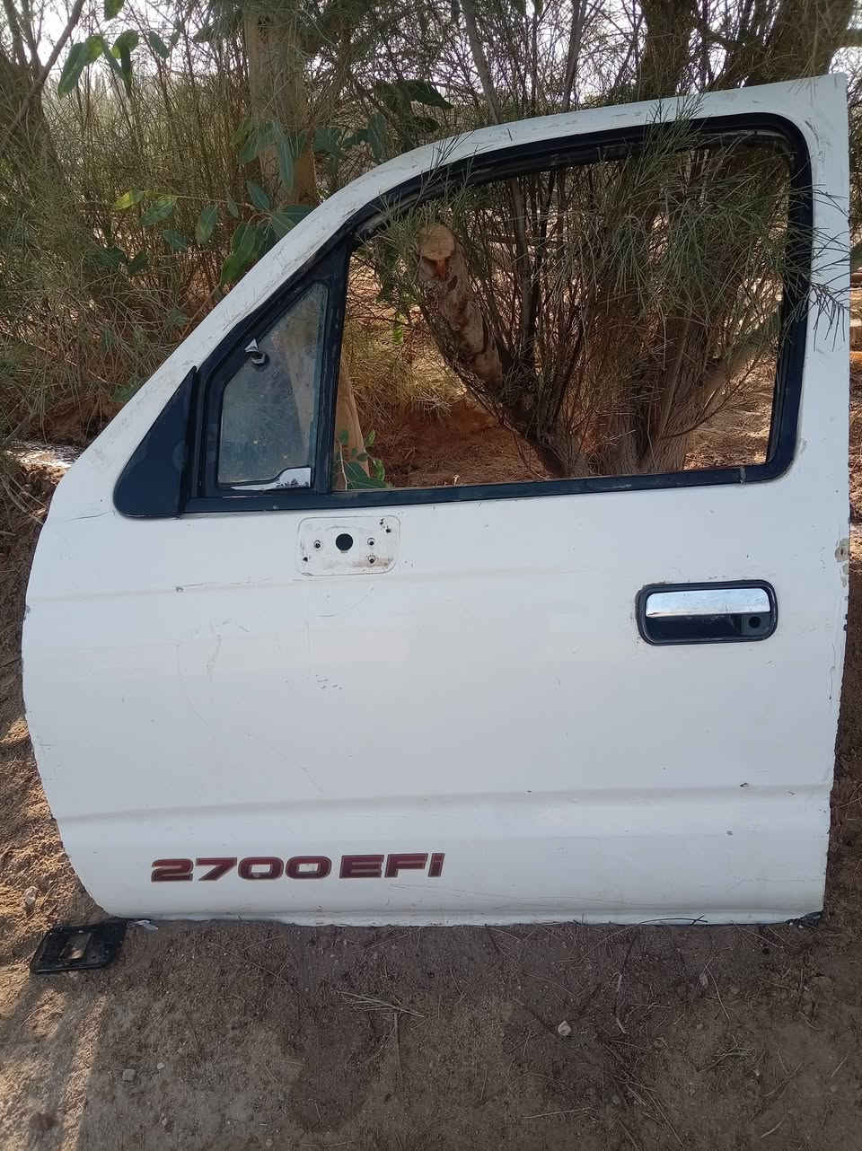جهة السائق • جمرة كهربائي • قطع غيار