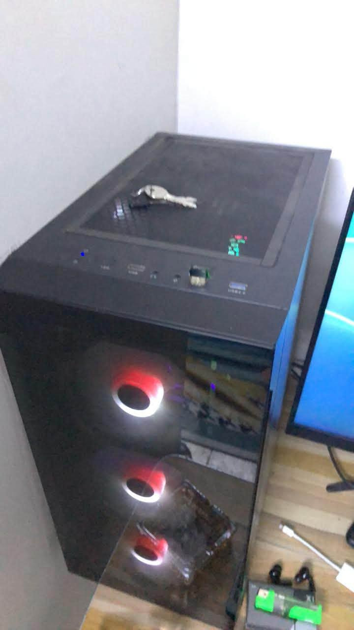 Pc للبيع
الاستفسار على الخاص او على رقم الواتساب ***********
