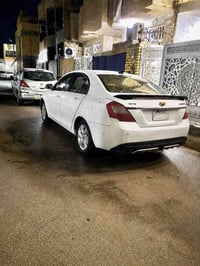 ام مراند • مكينة كورلا ١٨٠٠ • حدادية نص ونص