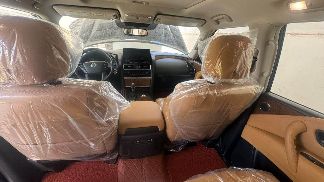 باترول 2023 رقم بغداد انكليزي
V8 حجم المحرك 5.6
رادار توقف تلقائي امامي خلفي 
كامرات 360 درجه
حساسات امامي خلفي 
فتحه بالسقف
كشنات جلد فول كهرباء
الحدادية الخلفيه جوبلس
قبق جنطه كهرباء 
فول مواصفات ماشية 42 ميل
السياره حيل حلوه بالواقع احله من الصور
محرك كير حداديه تبريد كله كفاله 
حادثه جدا خفيف باب وجاملغ امامي مثل ما موضح بالصور 
السياره كامله مابيه اي نقص 
سعره 365 ورقه وبيه مجال بسيط
الاستفسار الاتصال على الرقم *********** 
او الاستفسار على الخاص السياره في محافظة النجف النجف, العراق

نص مكتوب في الصور:
- 39563450