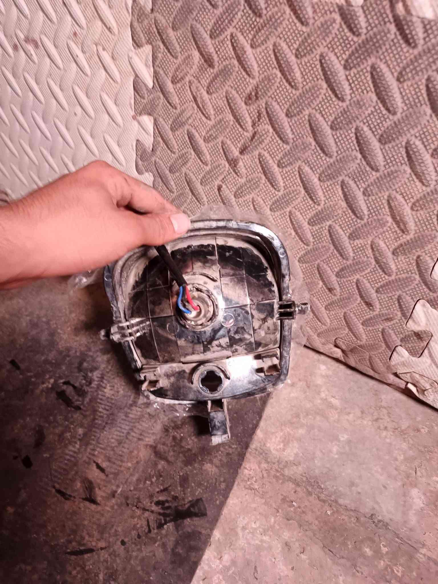 ماكس بوليس • البياع • بغداد