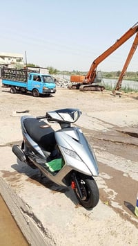 شباب دراجه ماكس ثعلب نوزل دراجه خير من الله مفوله ختم واحد مابيه اي شي...