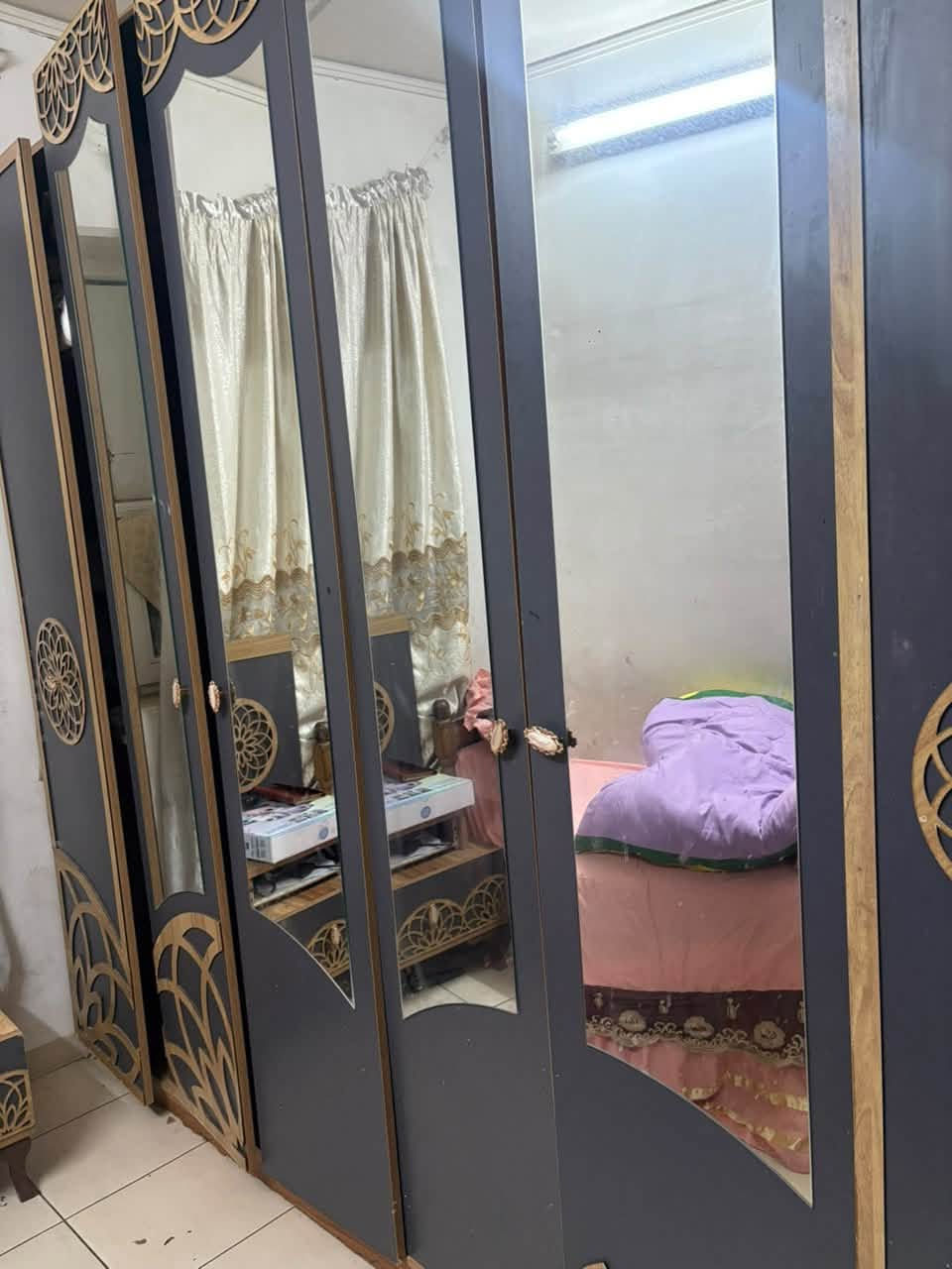 غرفة تركيه نظيفه للبيع
الاستفسار على الرقم ***********
العنوان بسماية
