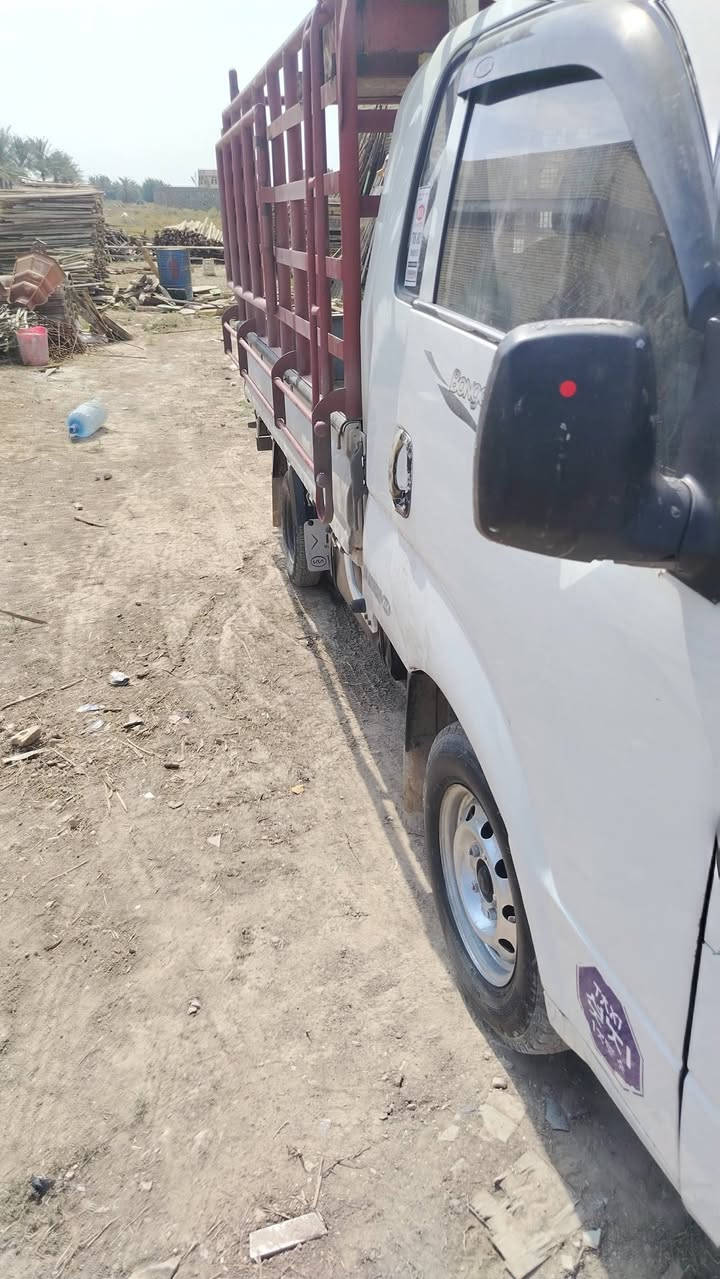 كيا ٢٠٠٥ • رقم بغداد • باسمي