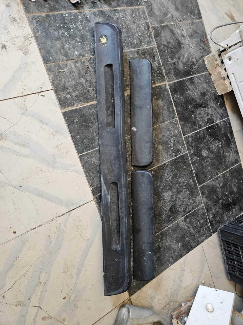 السلام عليكم عندي سيبايات فتون اج وان للبيع نضاف العنوان بغداد المعامل وعندي سبايدر قطعتين خلفي وسبايدر امامي استفسار اتصل ***********
