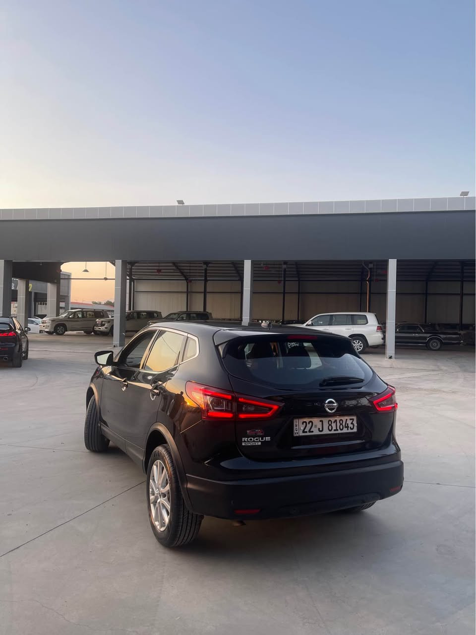 مۆدێل: نیسان ڕۆگ سپۆرت (Nissan Rogue Sport)
 ڕەنگ: ڕەش
 مەکینە: ٤ بستۆن بێ توربۆ (۲.۰ لیتر)
 گێڕ و مەکینە: بە شەرت / نەکرابێتەوە
 ڕۆشتوو: ٥٥ هەزار (میل / کم)
 بۆیاخ و لێدراوی: پارچەیەک و پەڵەیەک بۆیاخە، پشتی بێ لێدراوی و بۆیاخە
 بەڵگەنامەکان: سەنەوی، ڕەقەم و ژینگەی تازەیە (ڕەقەم هەولێر - ۲۲)

*********** وەتسئەپ ڤایبەر 

العربية (Arabic)
 الموديل: نيسان روغ سبورت (Nissan Rogue Sport)
 اللون: أسود
 المحرك: ٤ بساتن بدون تيربو (۲.۰ لتر)
 القير والمحرك: بشرط الفحص / غير مفتوح
 المسافة المقطوعة: ٥٥ ألف (ميل / كم)
 الصبغ والحادث: قطعة وبقعة صبغ، الخلف بدون صبغ أو حادث
 الأوراق: السنوية والرق الرقم والبيئة جديدة (رقم أربيل - ۲۲) السليمانية, العراق
