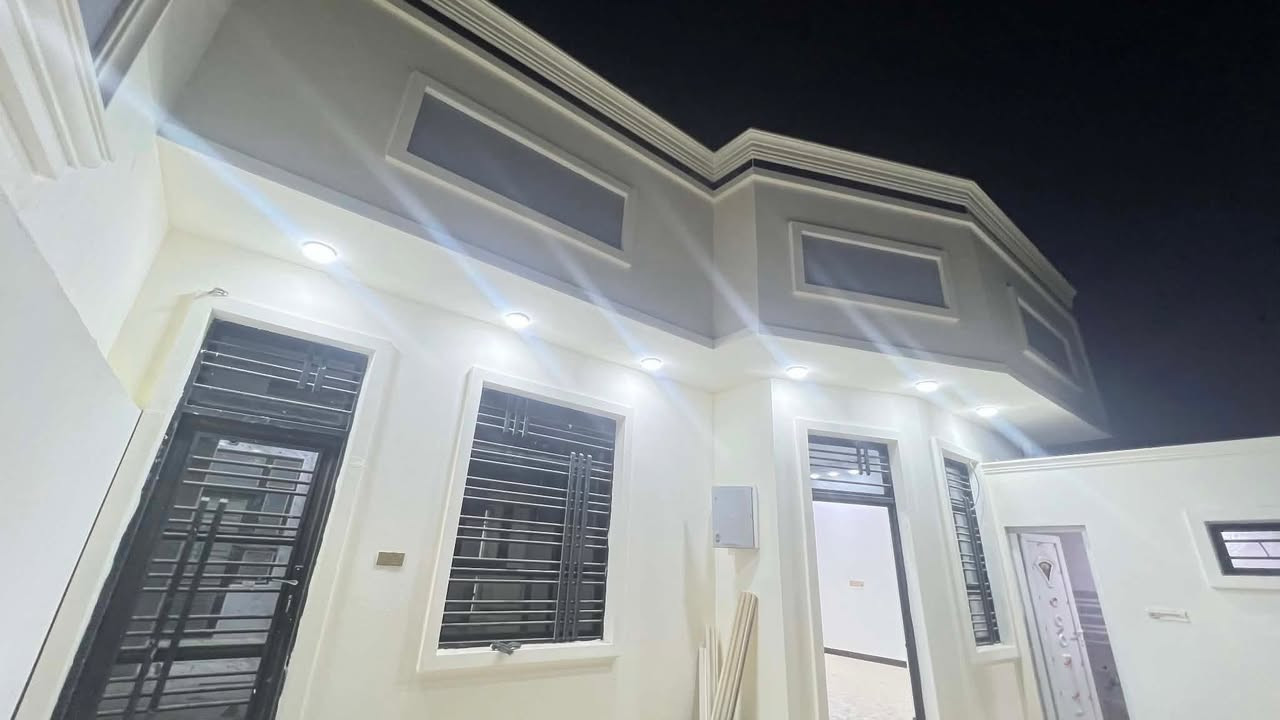 دار سكن للبيع
طابو زراعي سند 25 
معاملة تطويب 
ديوانية التقية الثالثة
داخل مجمع الروان 
بناء حديث طابق واحد مسلح
يحتوي على.... 
غرف نوم عدد 2 / صالة عدد 2 / استقبال
مطبخ حار+بارد / مجمع صحي عدد 2 گراج سيارة
                        مراجعة
مكتب مهدي العتابي للعقار 
ديوانية الجزائر مقابل فندق برج الامراء
للاستفسار.. 
*********** مهدي العتابي 
*********** حيدر الفتلاوي
***********

