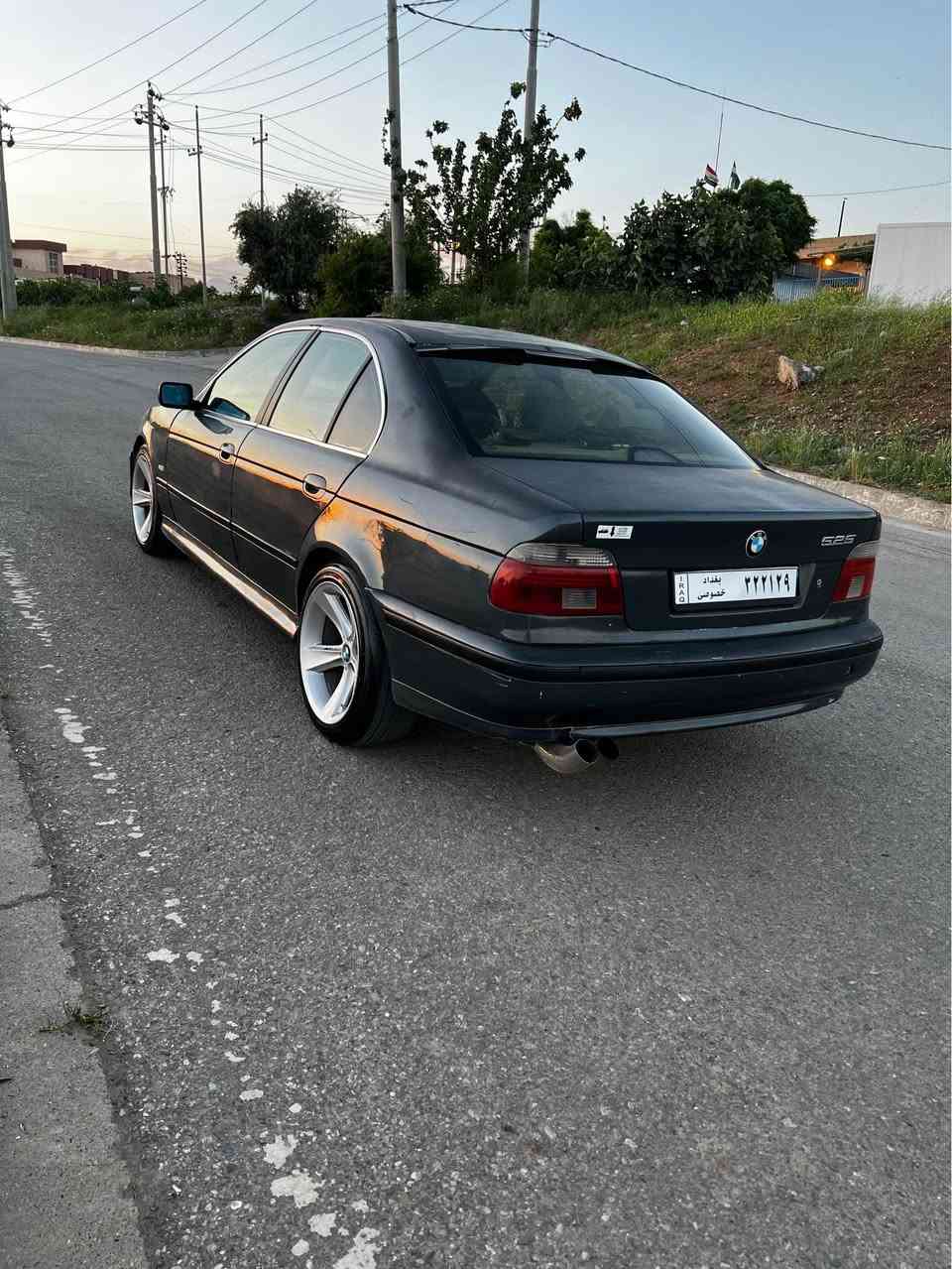 BMW سەقەار سوکان حەکس 
تۆماتیک مەلەفێست حیبراهیم خەلیل بەحلوج   ئەی فرۆشم 525دەبڵ دیجی تاڵ ٤تای لۆکم خستۆتە ژێری 
تازە ژێرەکەم داگرتەوە چرکەی تیا نەیە سارە ماڵ ماڵی دۆستە *********** بشدار, السليمانية
