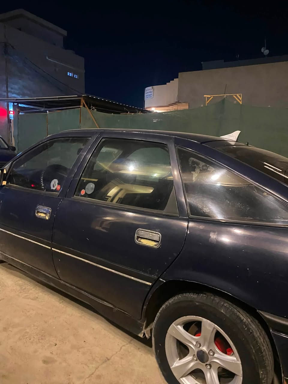 للبيع فكترا موديل1991 محرك 18 سياره بلاديه فقط سقف رش ولمحرك معمر قبل 4 اشهر سعر32 بيع مستعجل بدون مراوس
للتواصل على الارقام التاليه 
***********
***********
