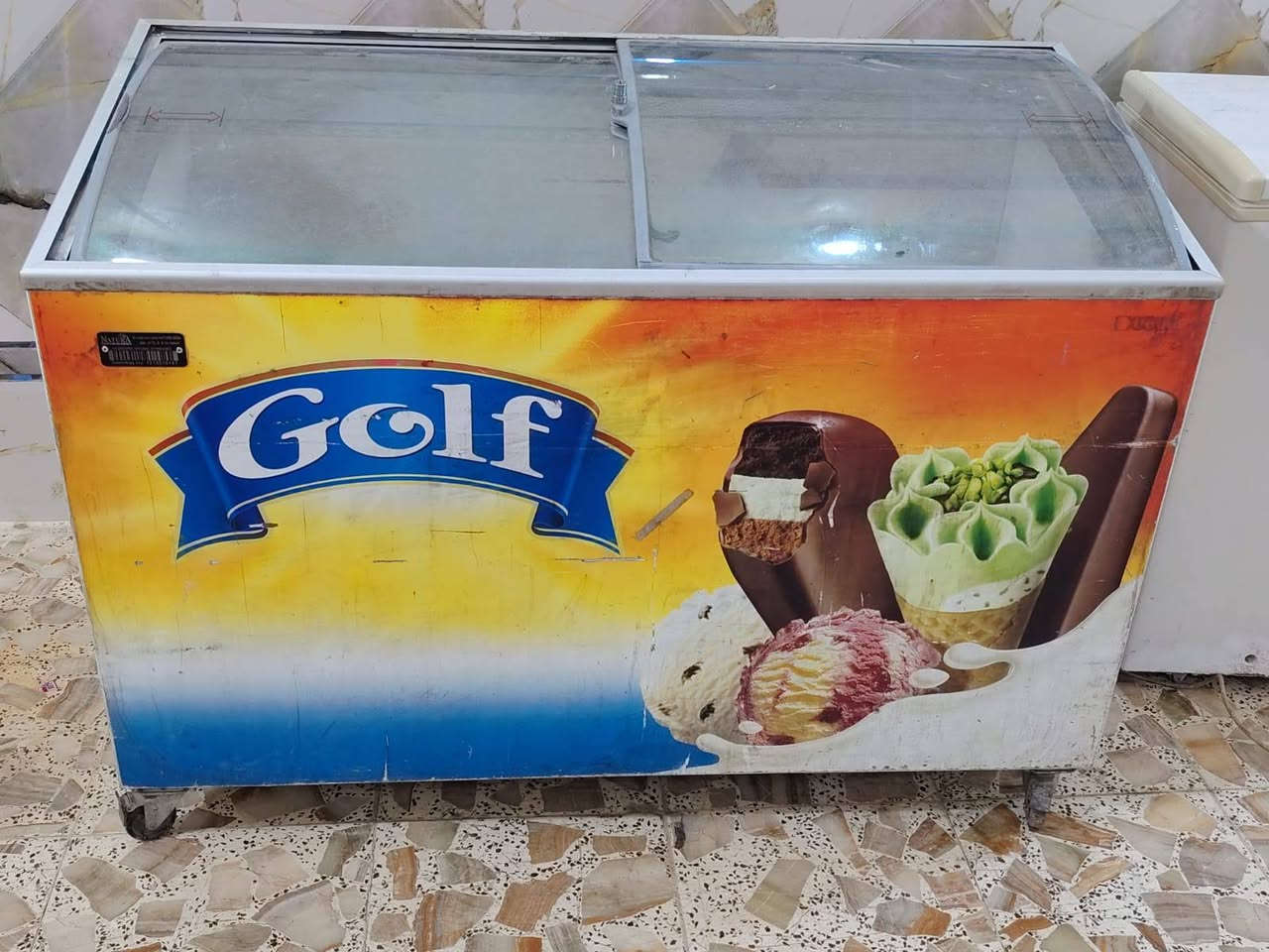 ثلاجة • ماكو تفاصيل