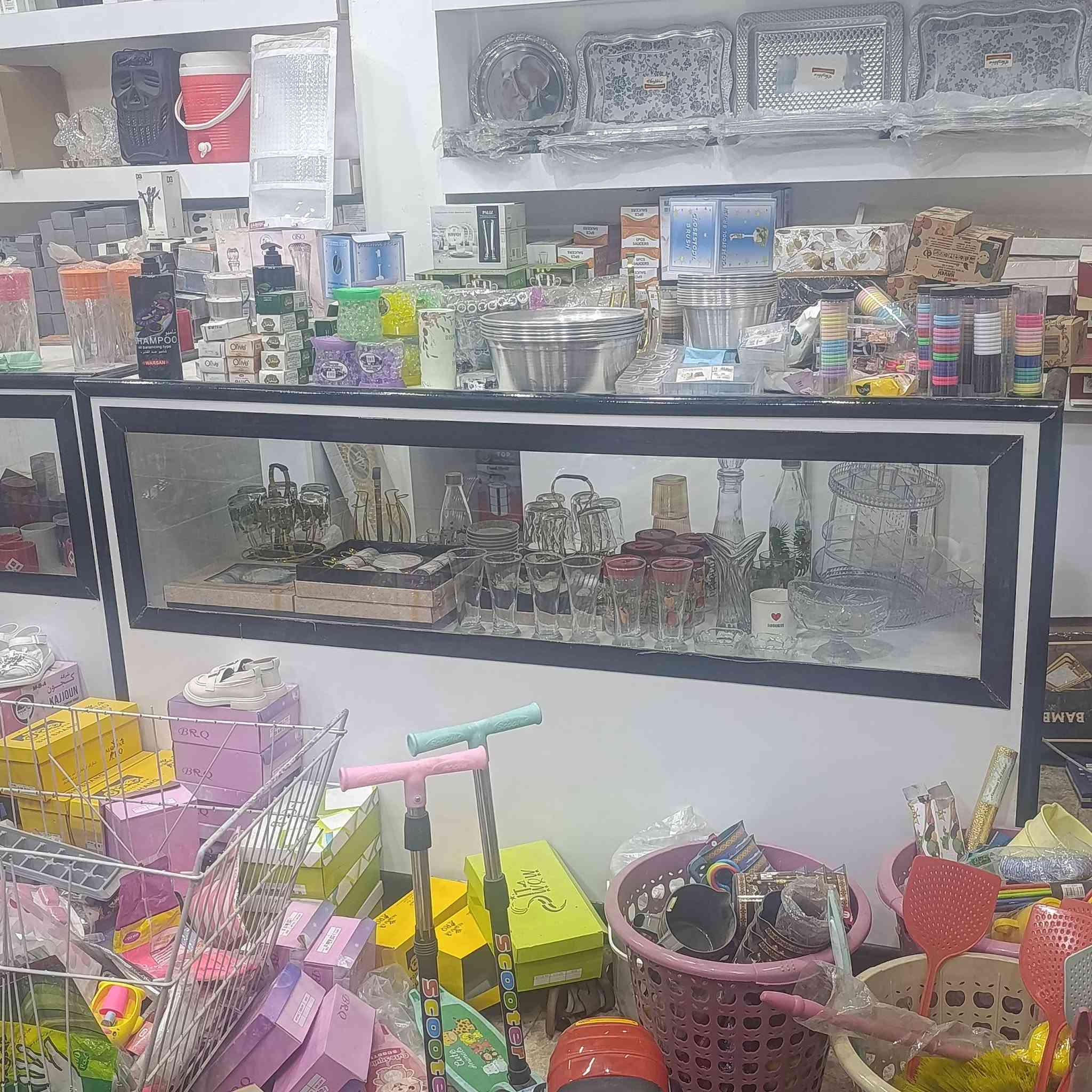 ديكور محل للبيع HDF
رفوف+كاشير+ميز عارضه جام 
للتواصل اتصال فقط/ الكوت 
***********

